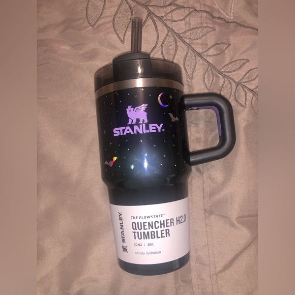 Stanley Halloween edition quencher h2.o 20oz tumbler - Picture 2 of 2